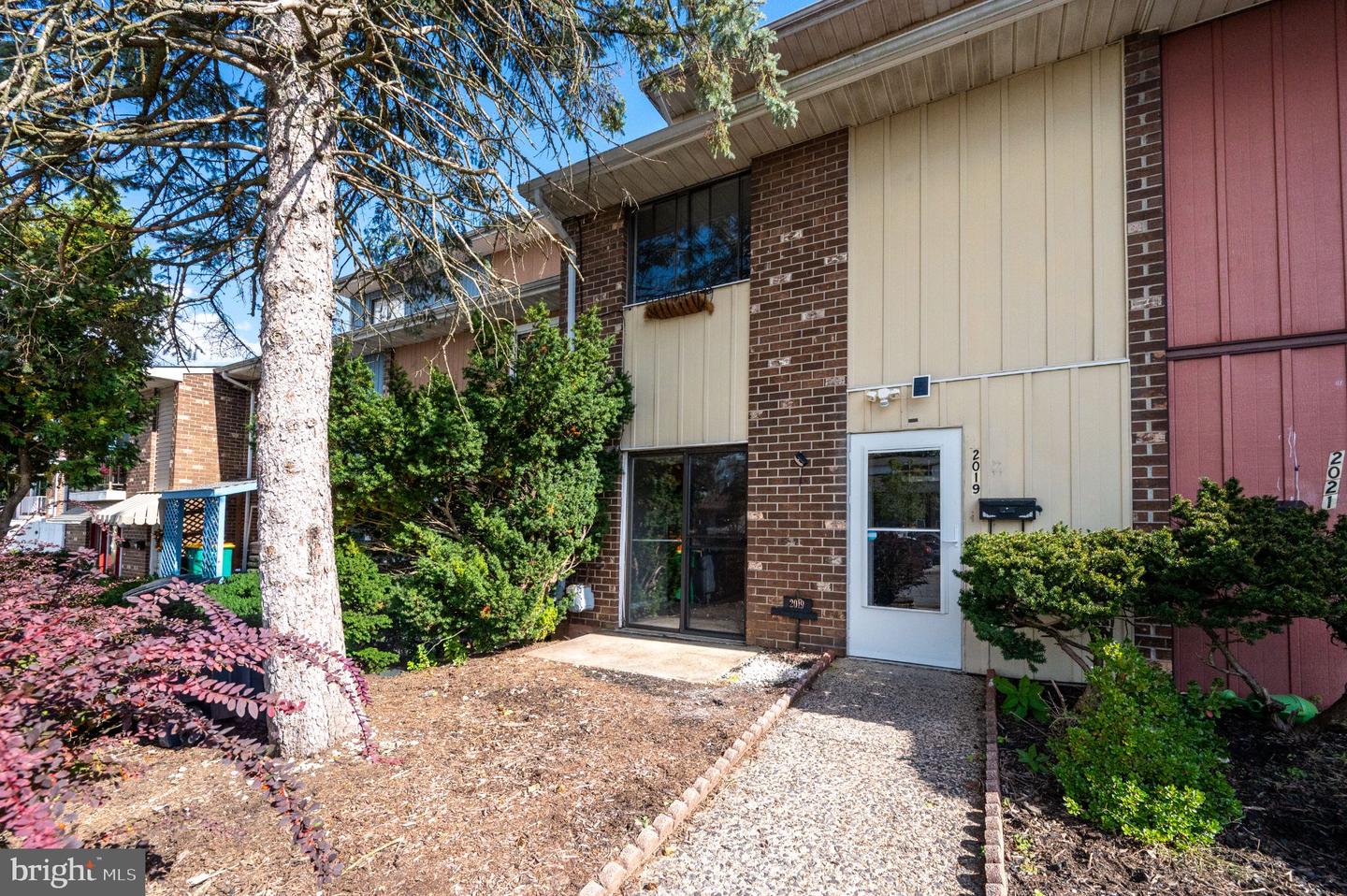 2019 Franklin Pl — photo