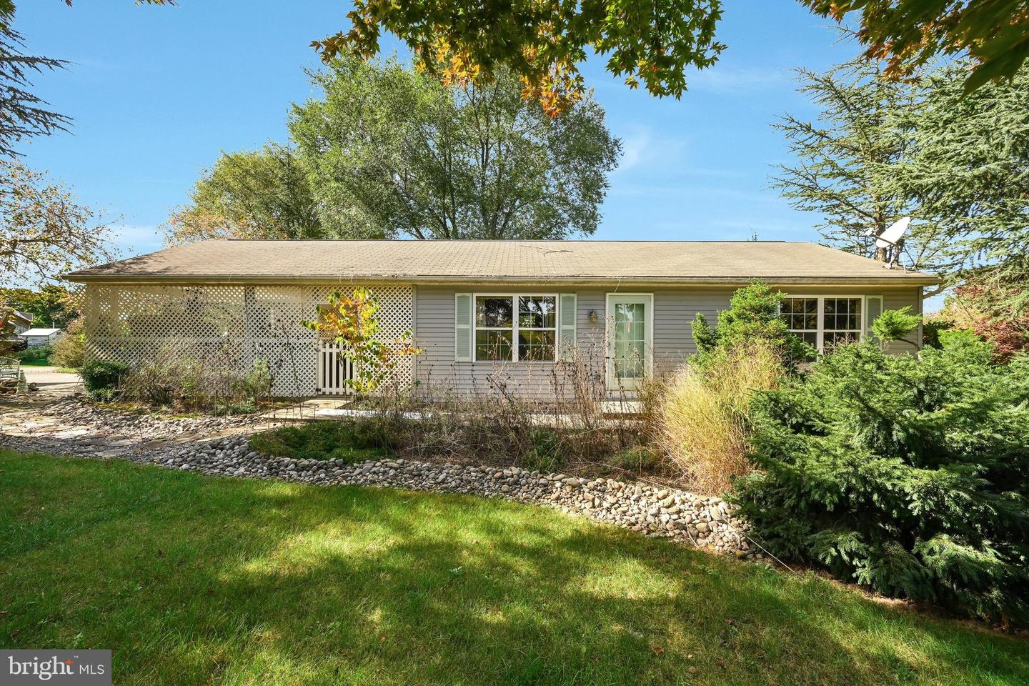 31 Jacob Dr — photo