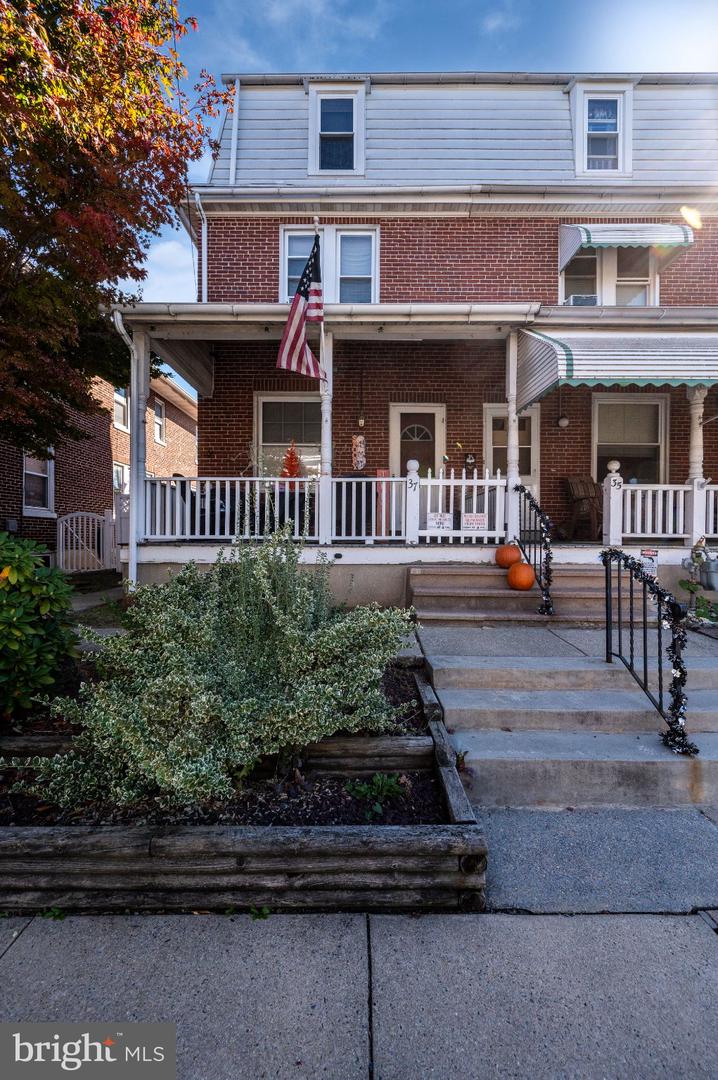 37 N Wyomissing Ave — photo