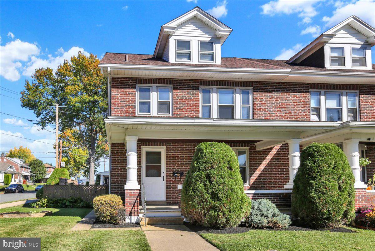 111 Summit Ave — photo
