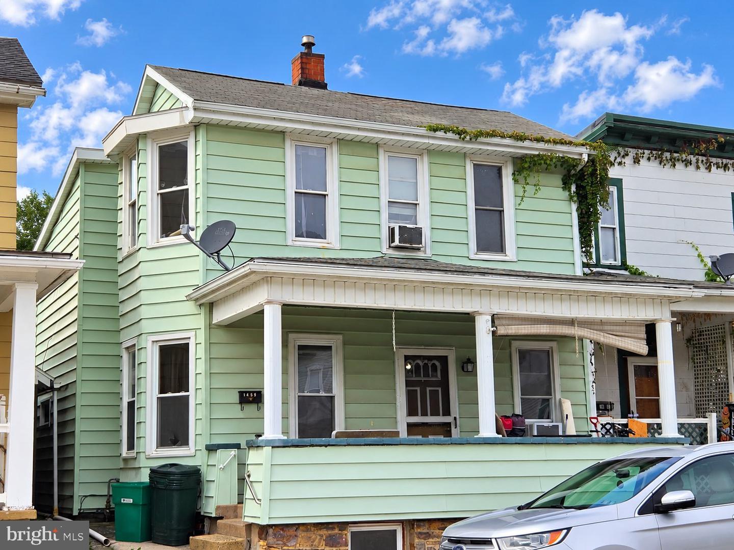 1459 Logan Ave — photo