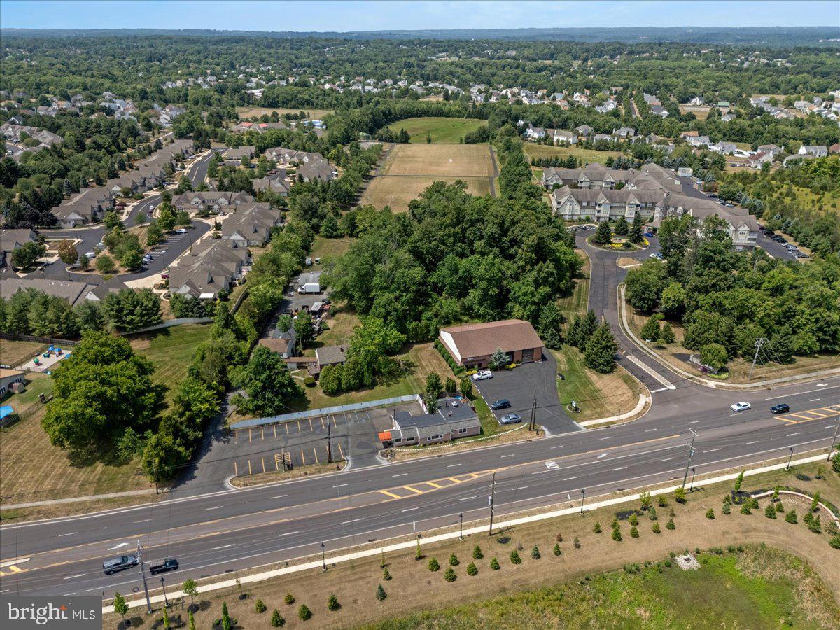 1990 York Road, Jamison, PA 18929