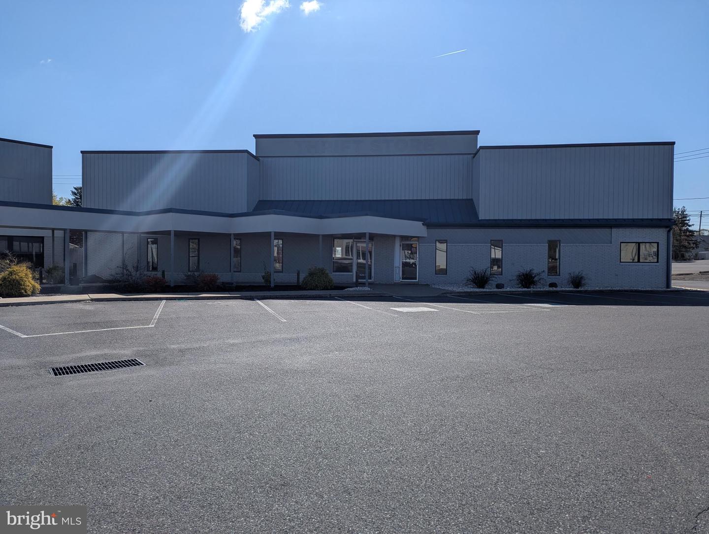 89-95 S West End Blvd #106 & 107 — photo