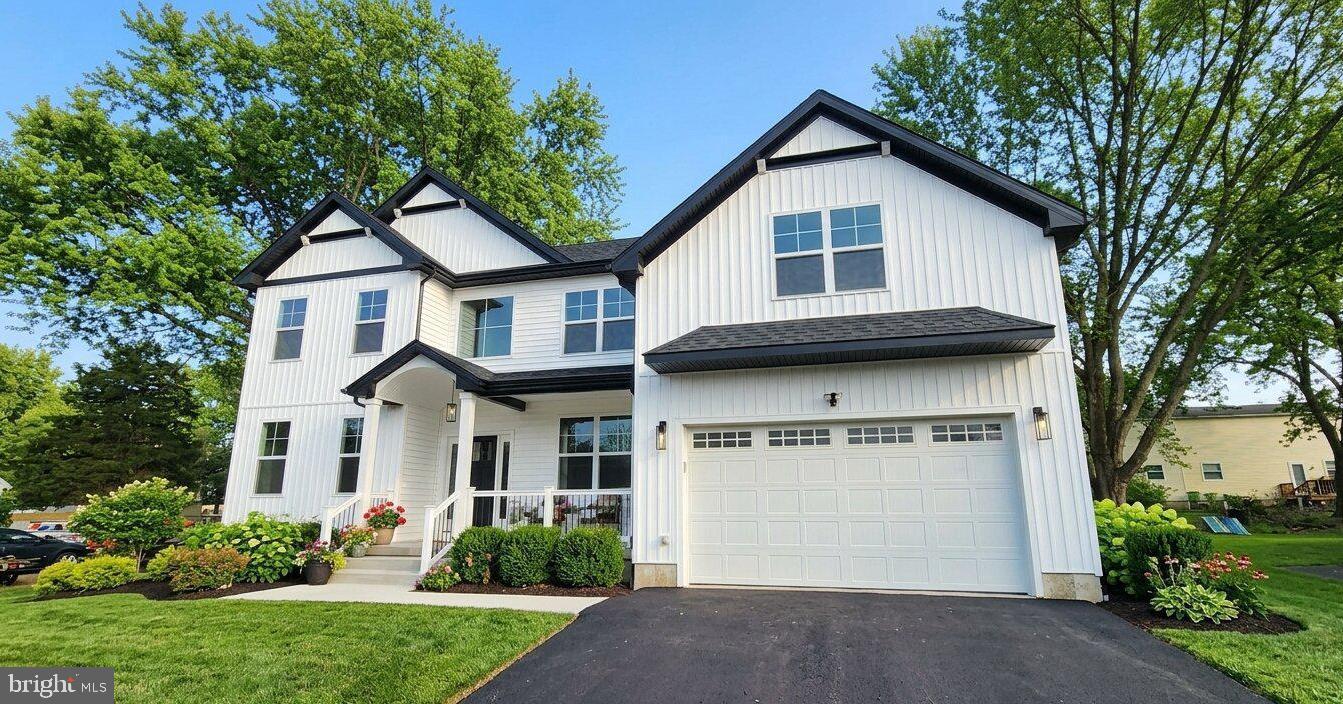 11B Fairview Ave — photo