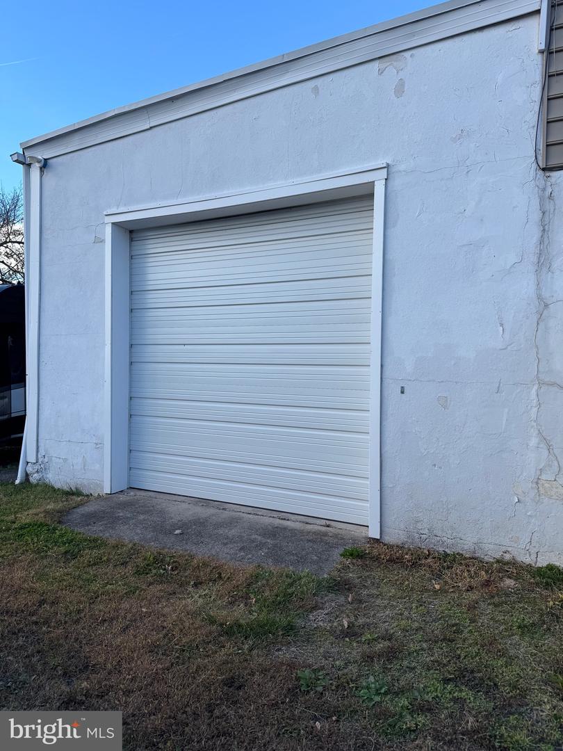 2420 N 5th St #Garage — photo