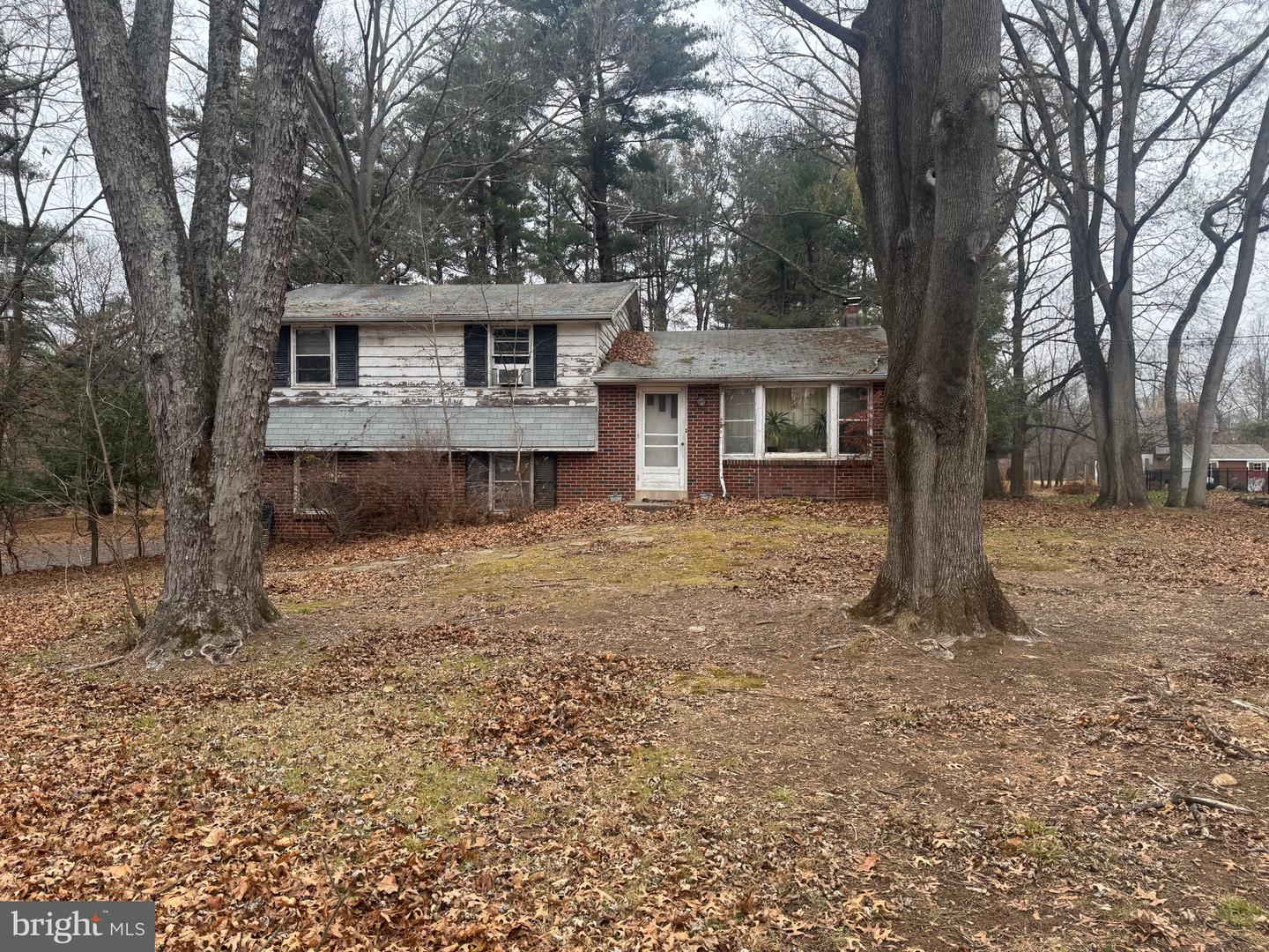 1155 Mount Eyre Rd — photo