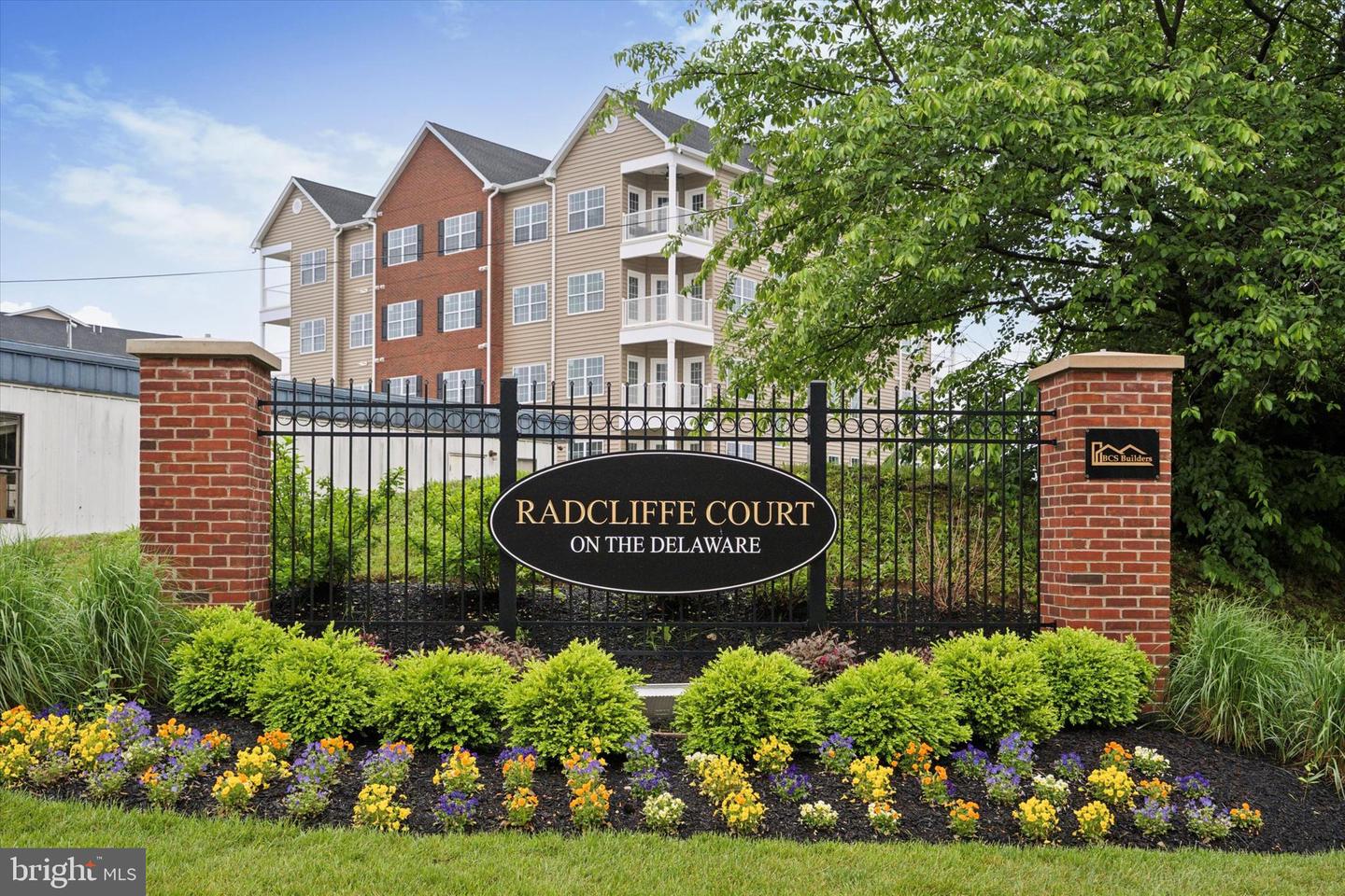 16134 River View Ct — photo