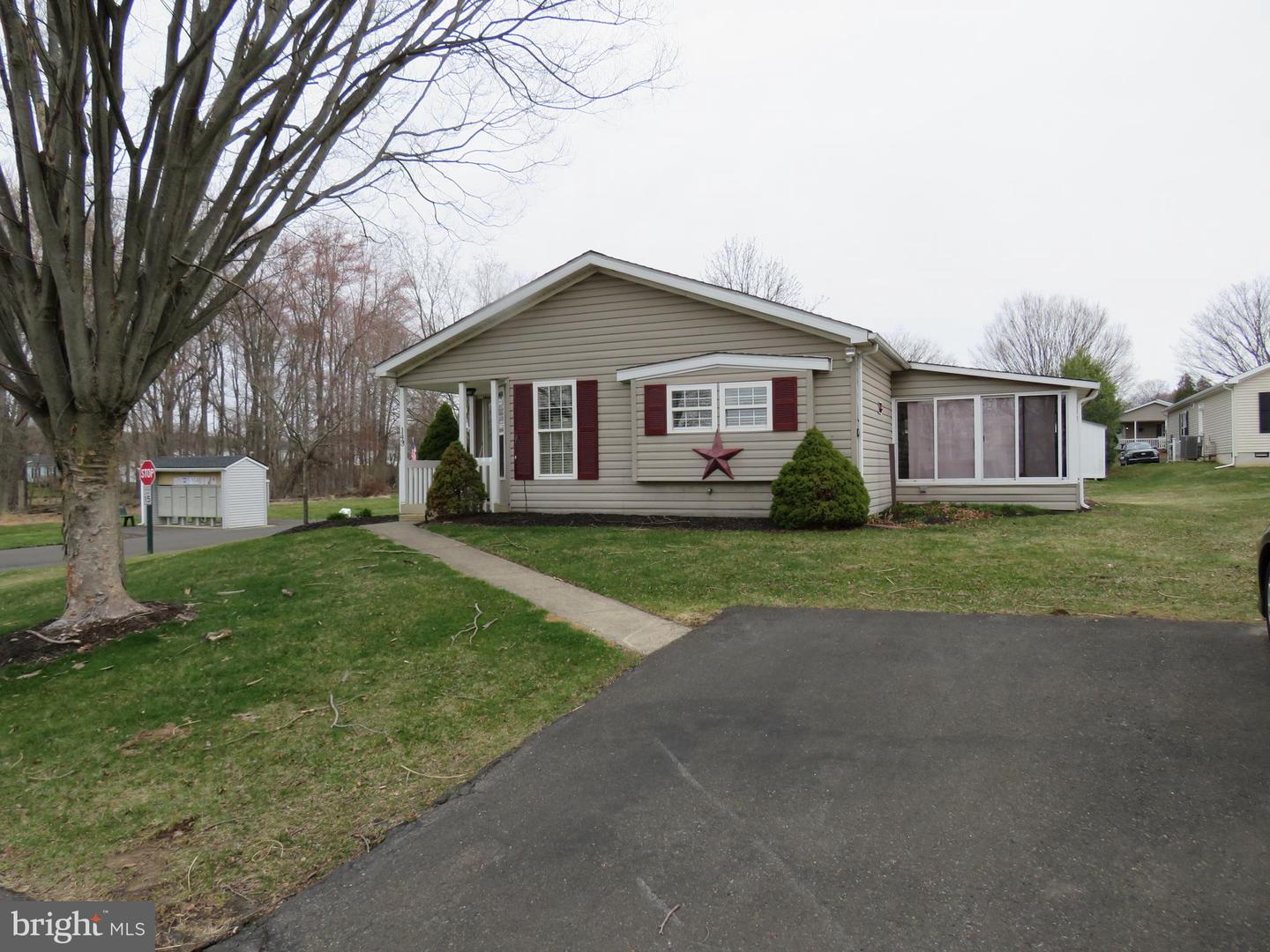 143 Raven Ct — photo
