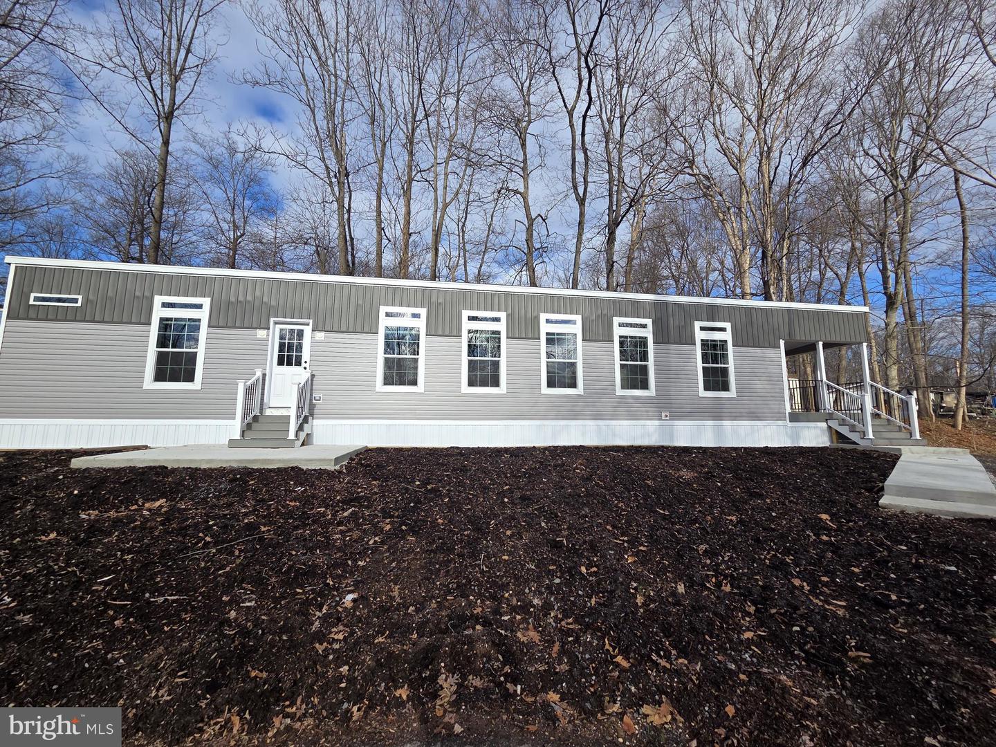 17 Shadywood Dr — photo