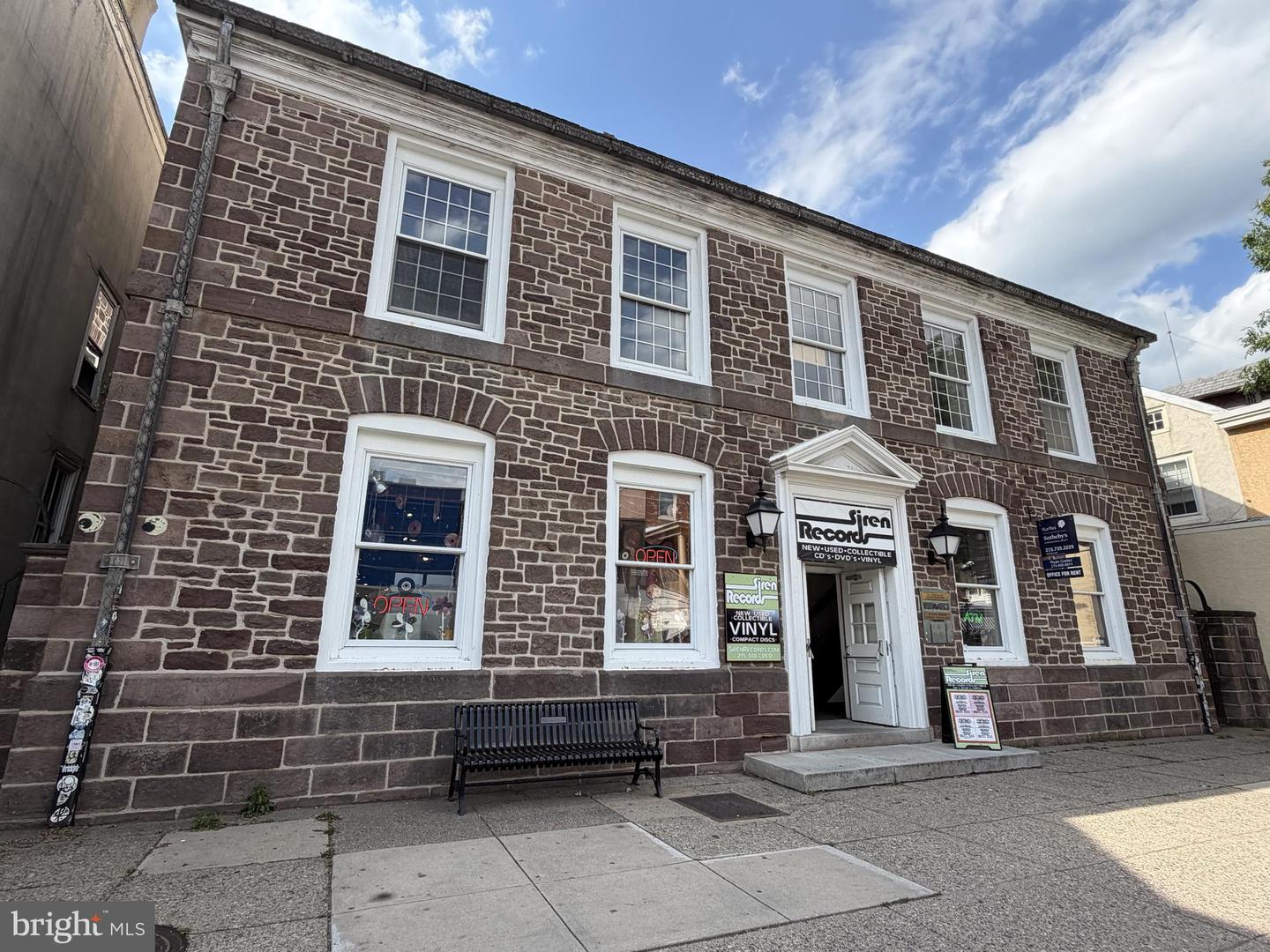 25 E State St #204 — photo