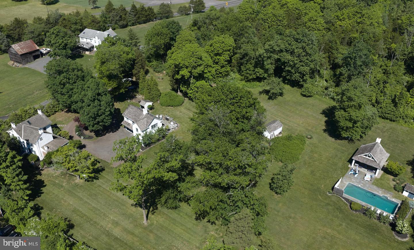 310 Durham Rd — photo