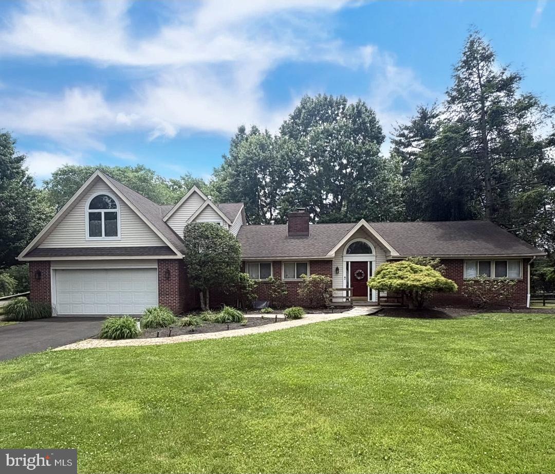 333 Spring House Road, Newtown, PA 18940 — photo 2