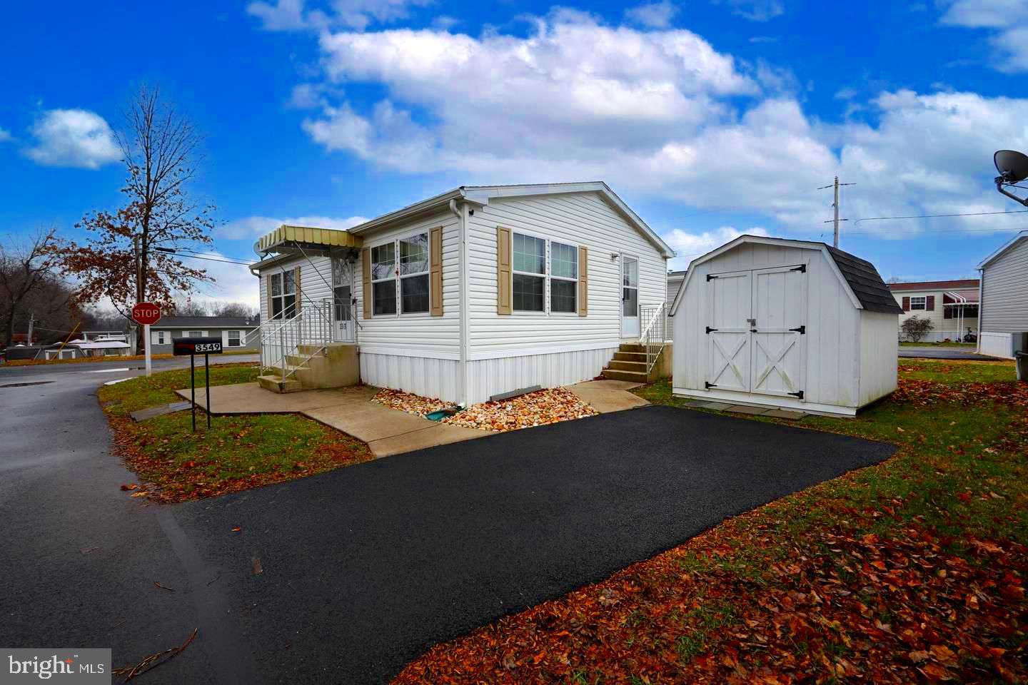 3549 Lilac Ave #T 3549 — photo