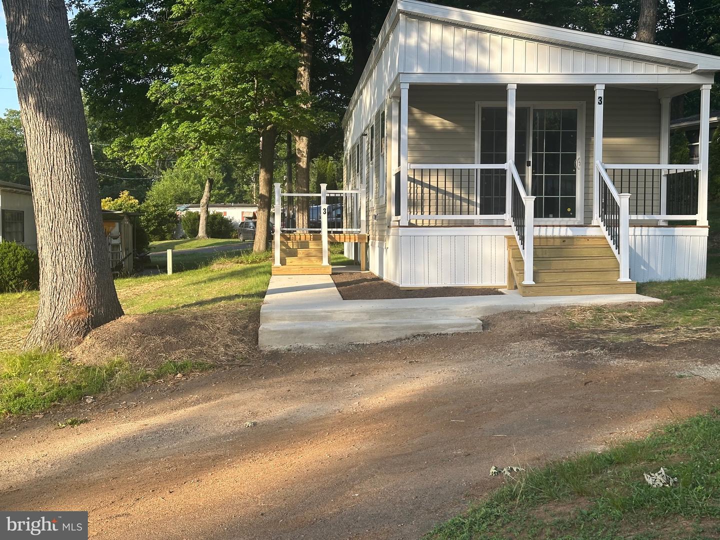 3 Woodedge Dr — photo