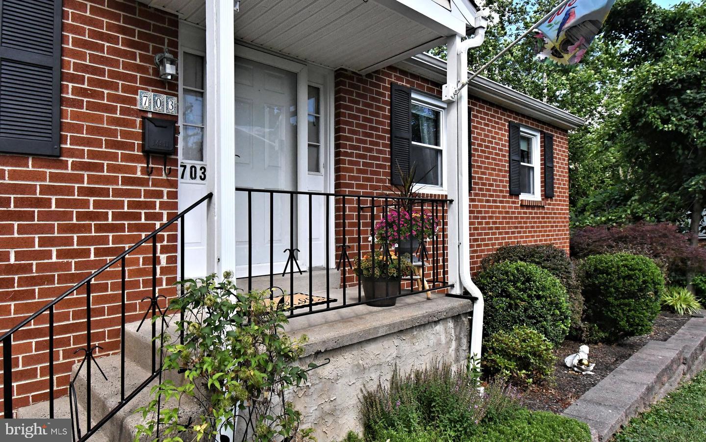 703 W County Line Road, Warminster, PA 18974 — photo 3