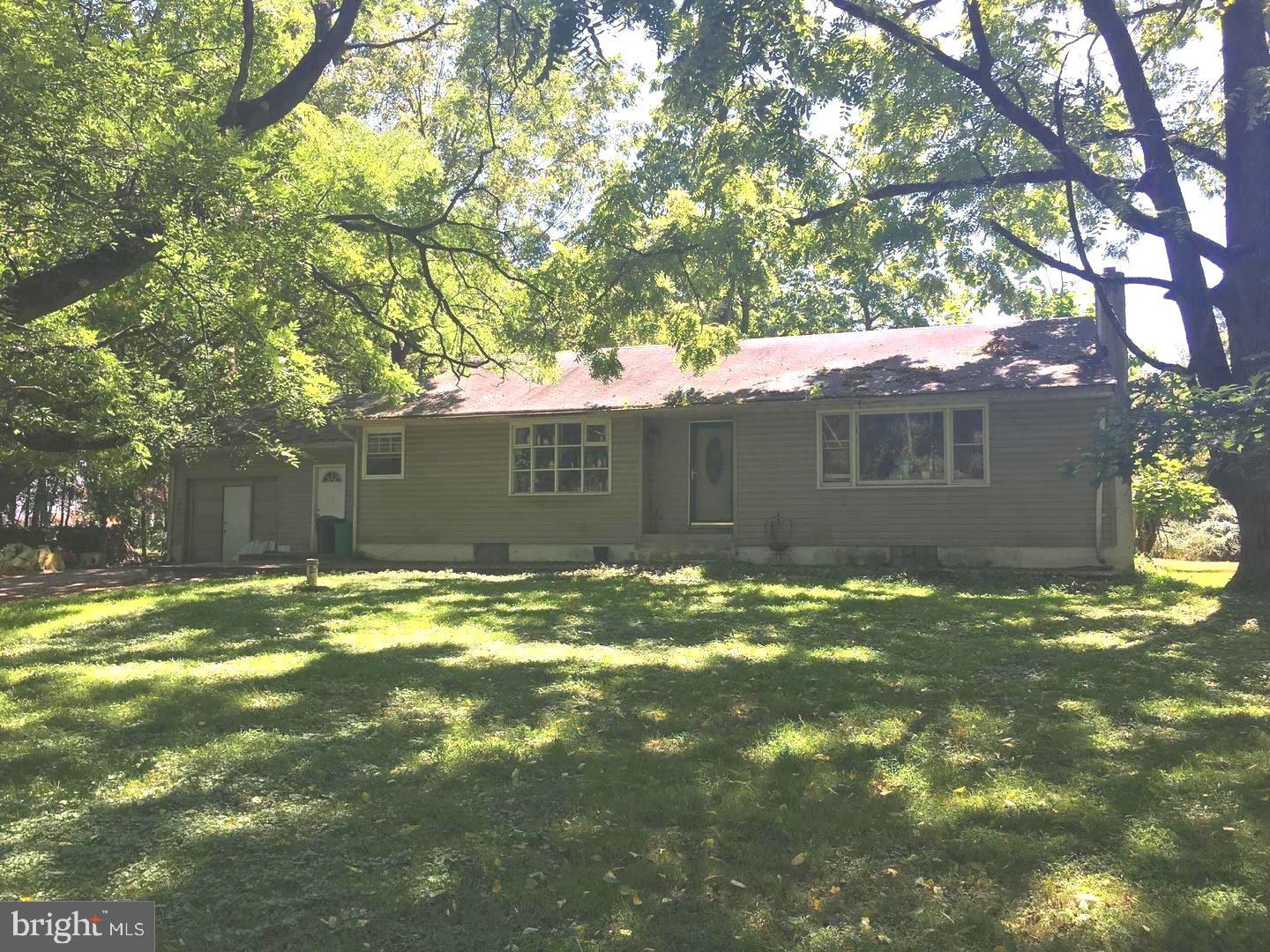 1434 Wistar Rd — photo