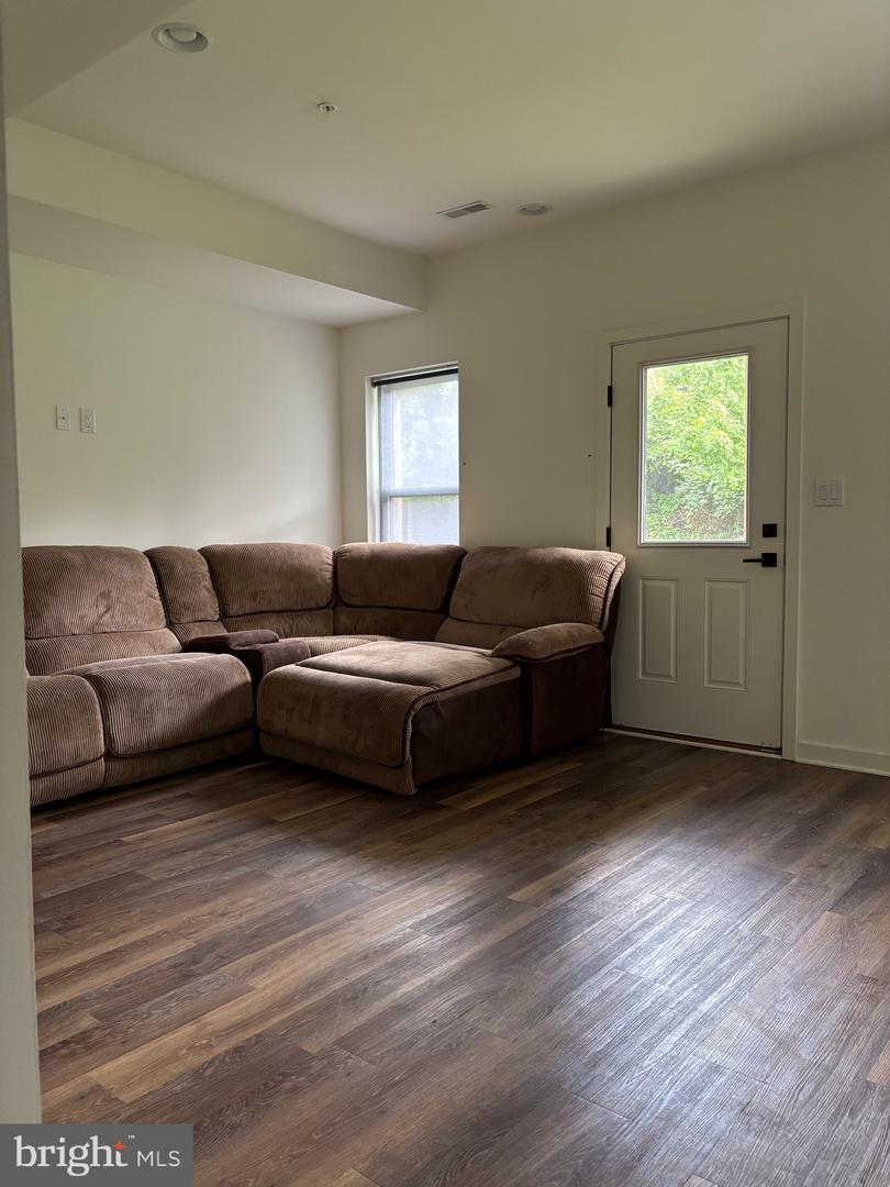 41 Sienna Pl — photo