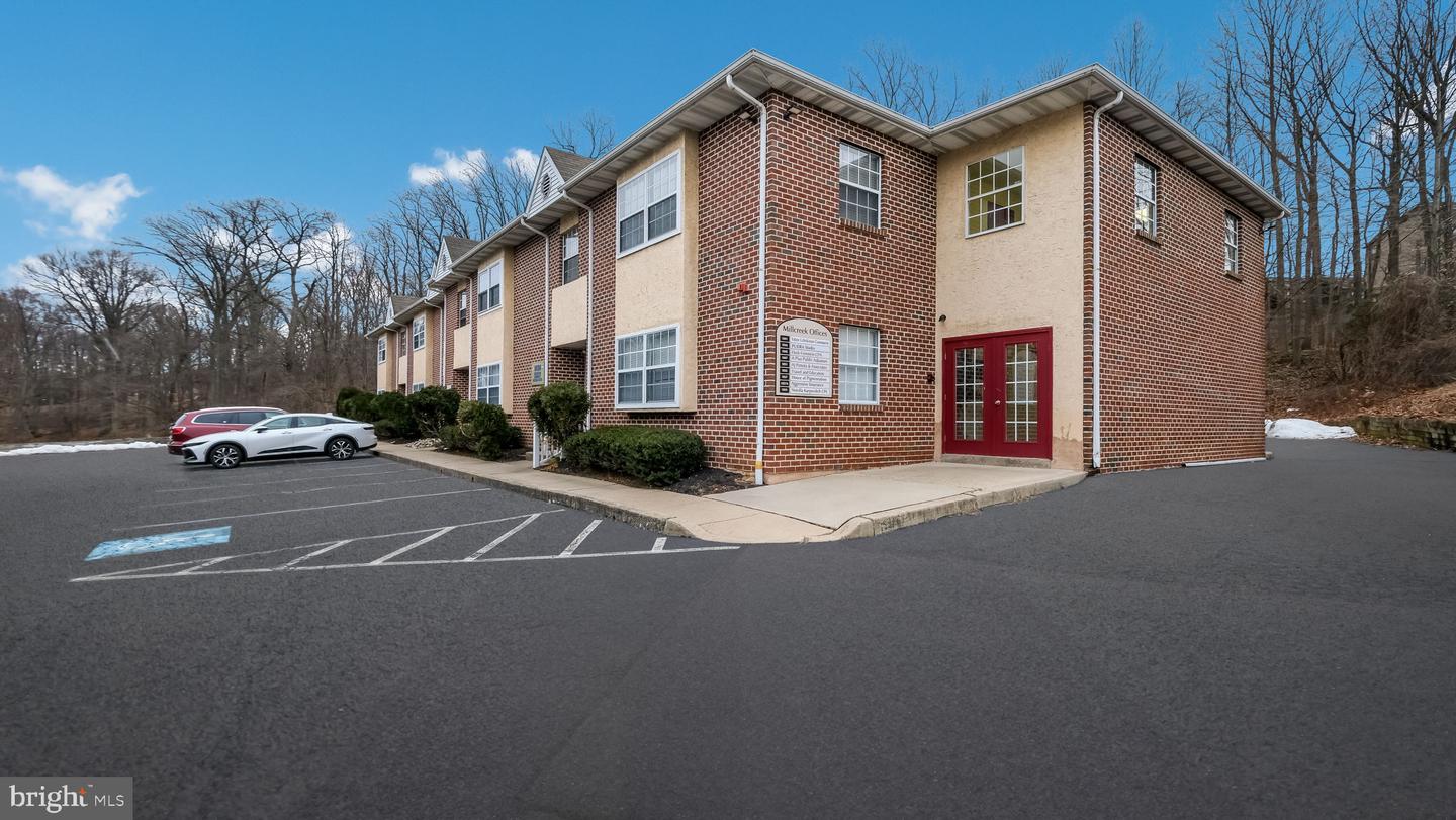 1041 Millcreek — photo