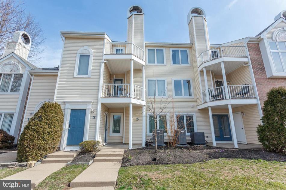 5 Michele Ct #106 — photo