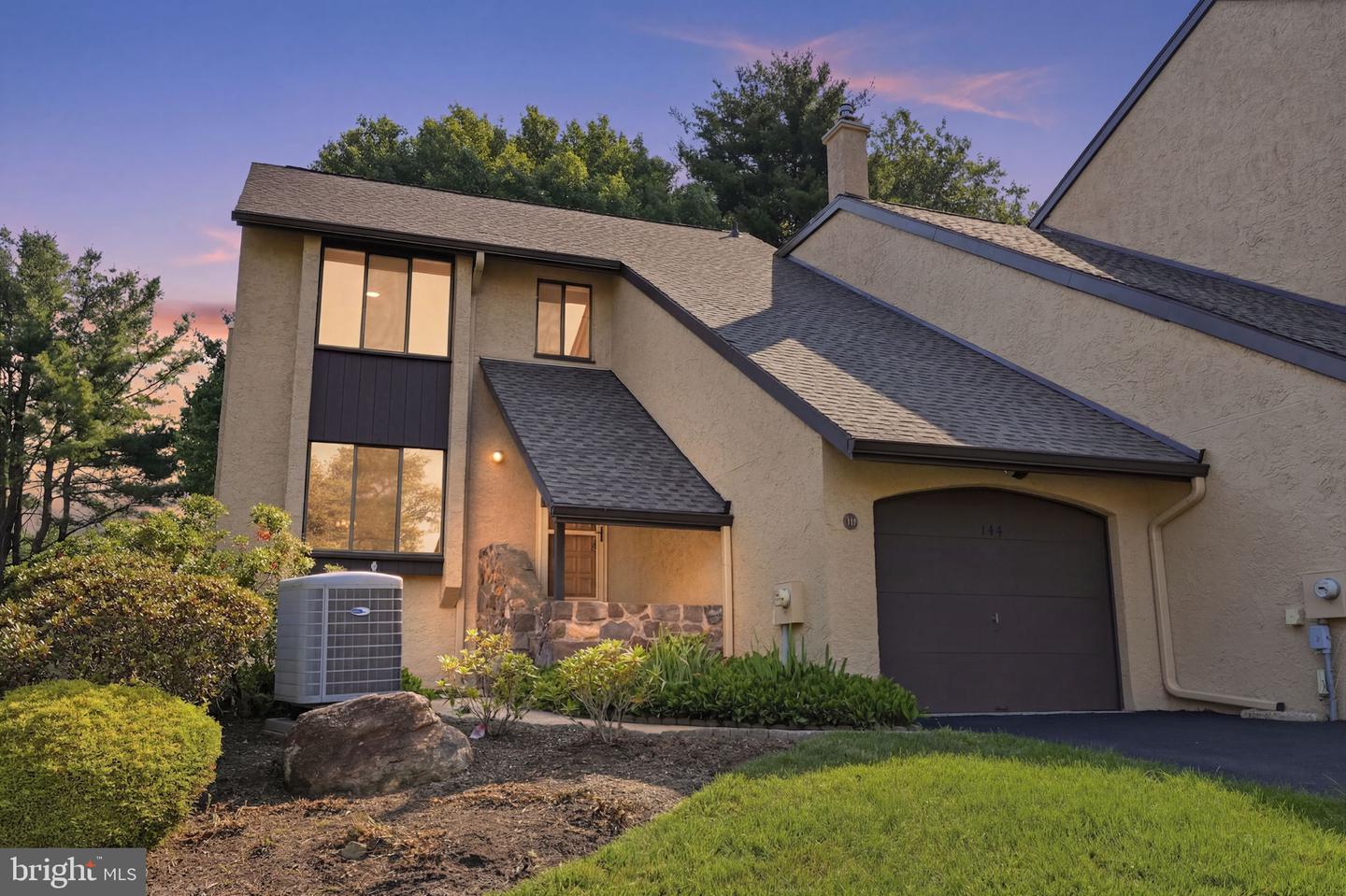 144 Golf Club Dr — photo