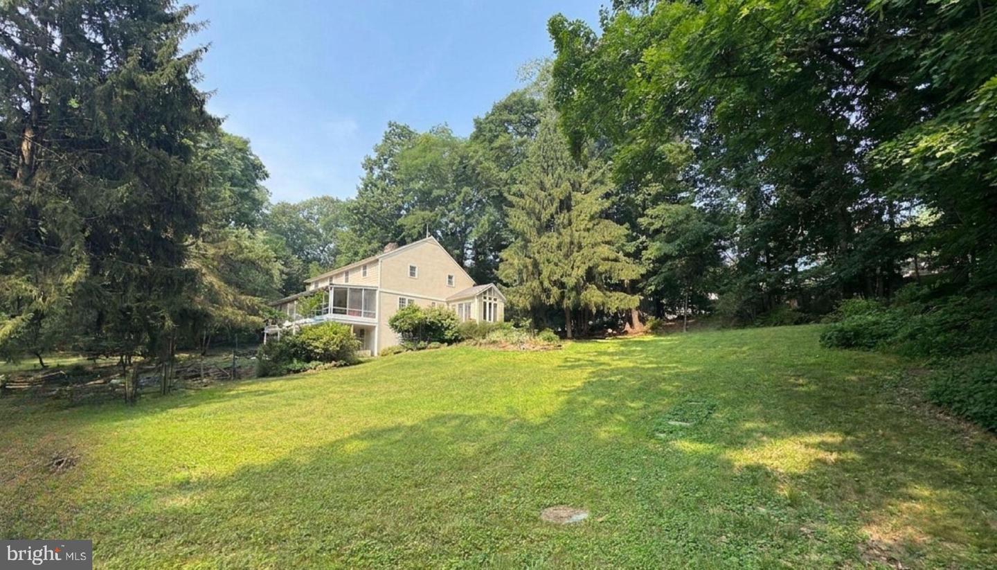 2727 Durham Rd — photo