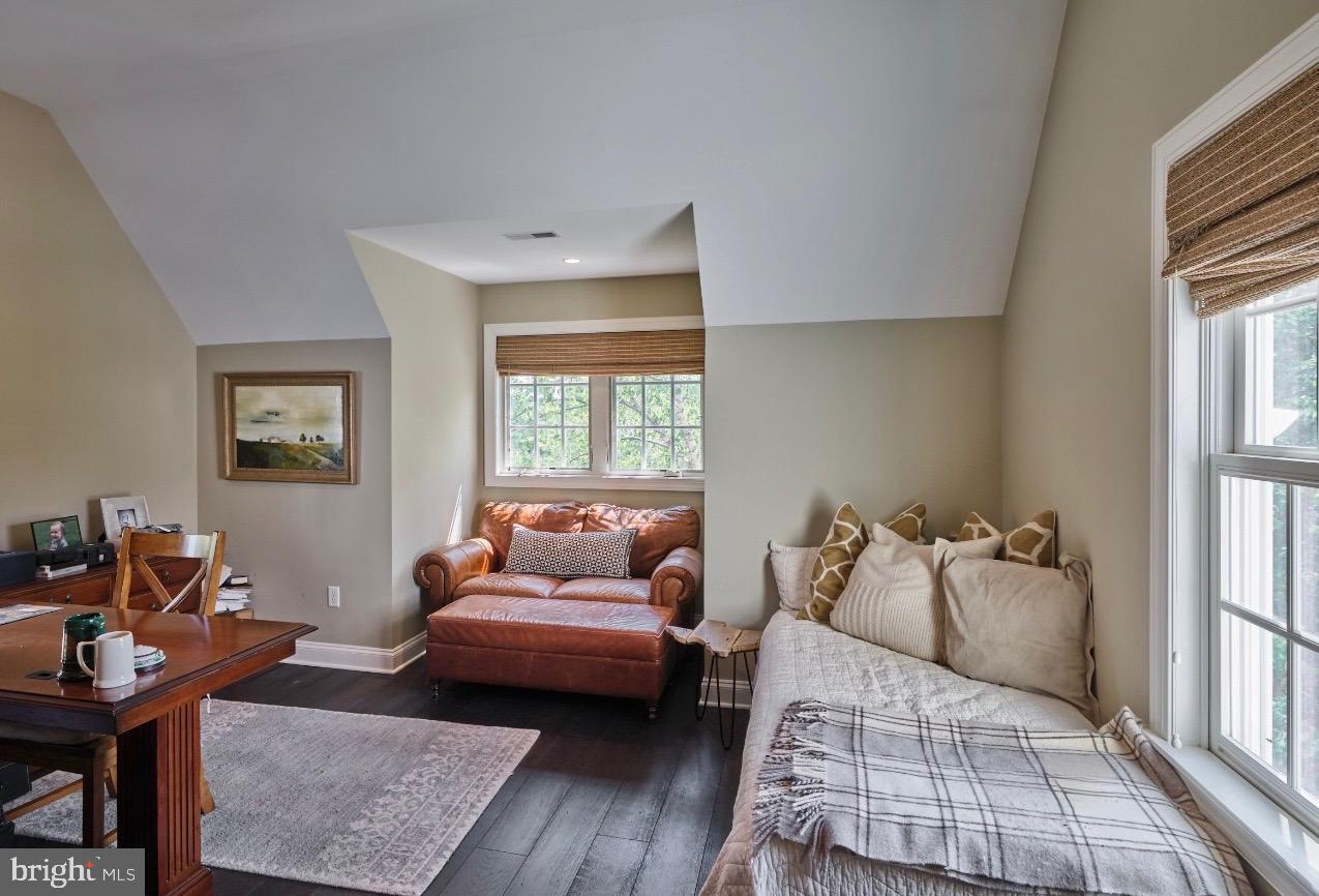 9 Vintage Farm Ln — photo