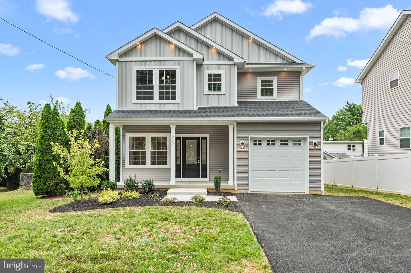 2264 Bowman Ave — photo