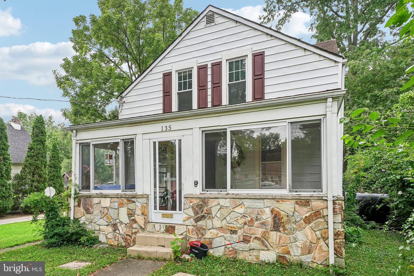 135 Keystone Ave — photo