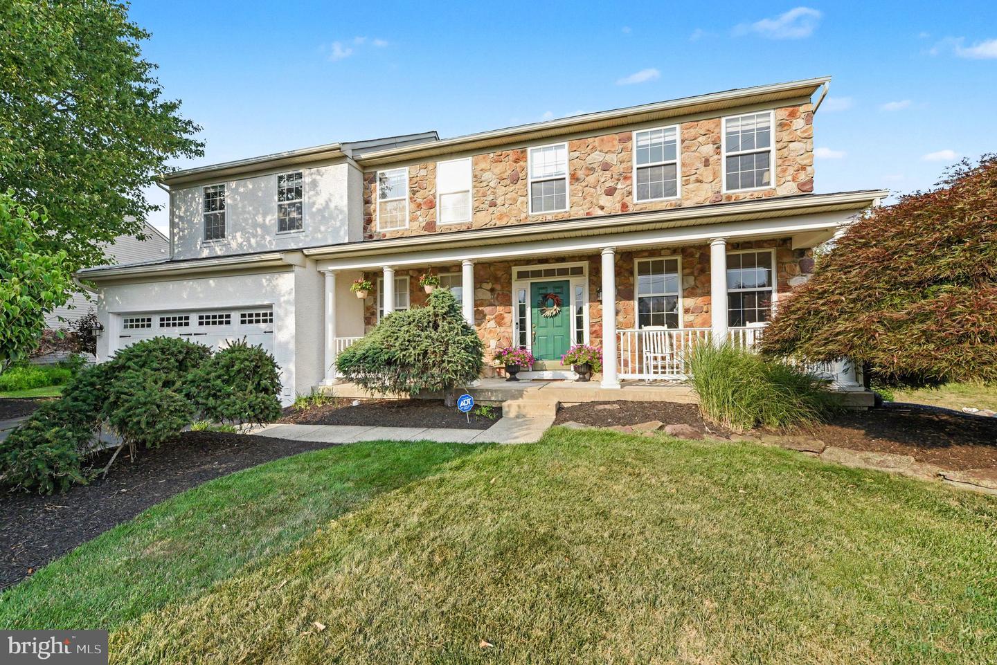 203 Crittenden Dr — photo
