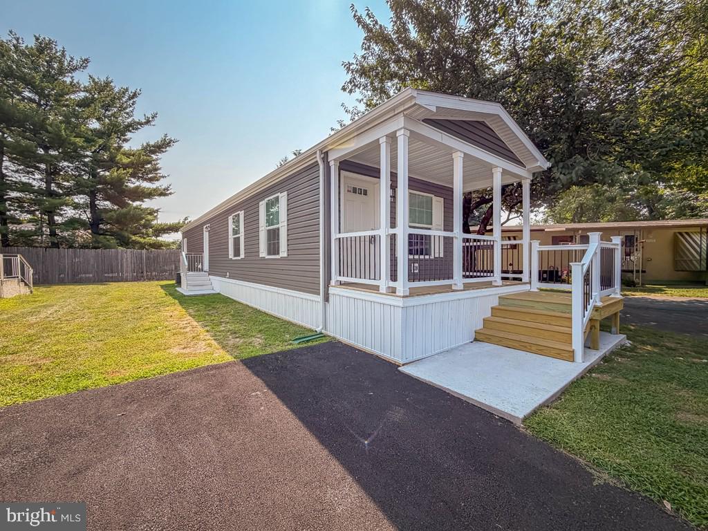 4107 Davis Dr — photo