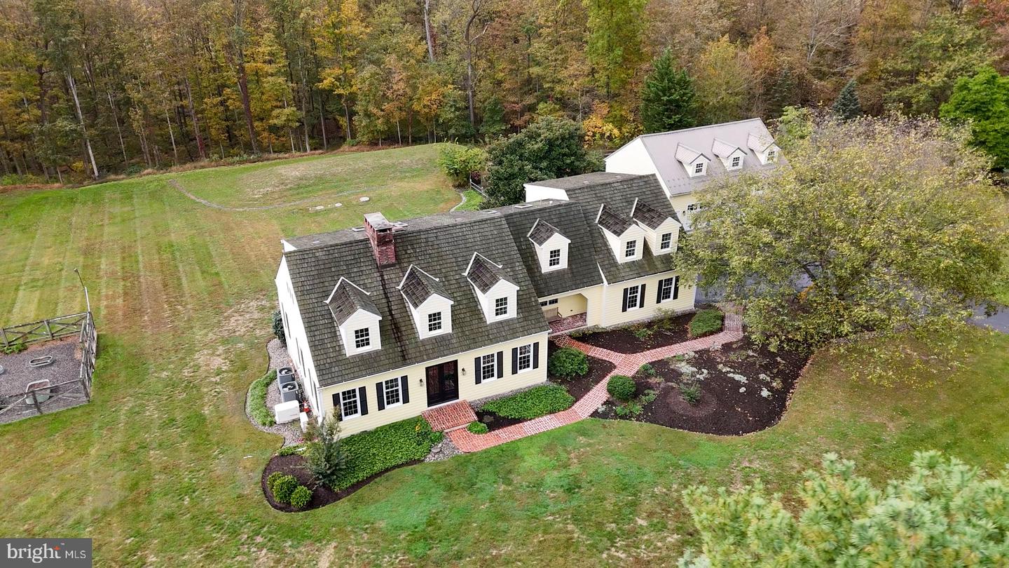 928 Swamp Rd — photo