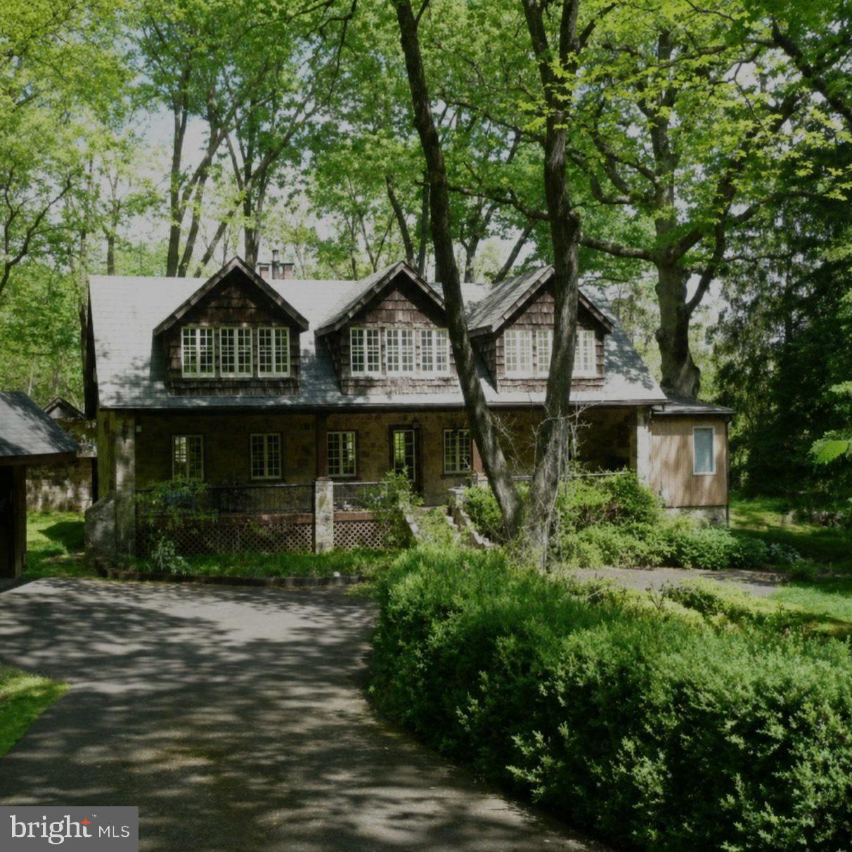 6704 Chapel Rd — photo
