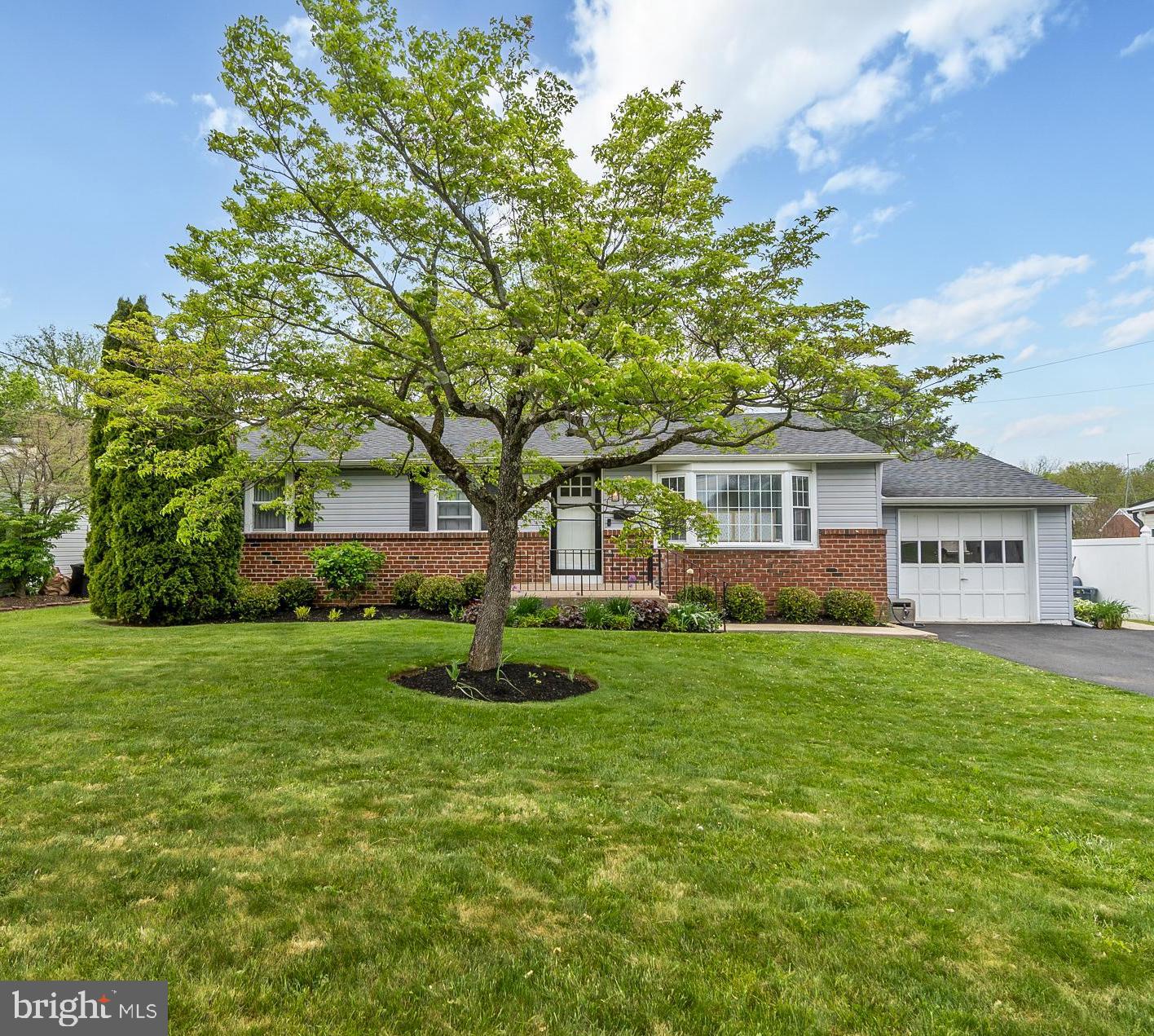 856 Roger Road, Warminster, PA 18974 — photo 3