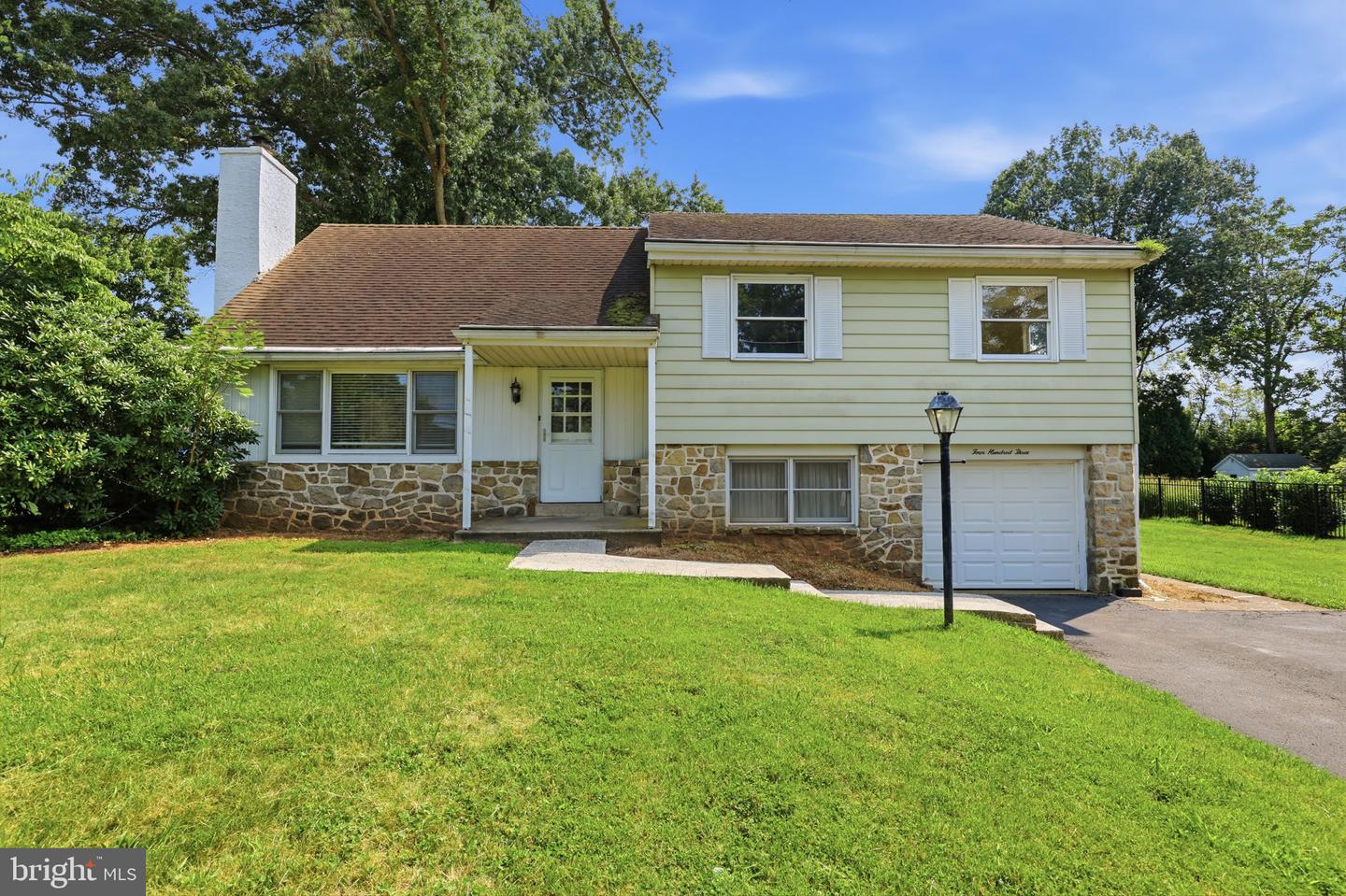 403 Merion Dr — photo