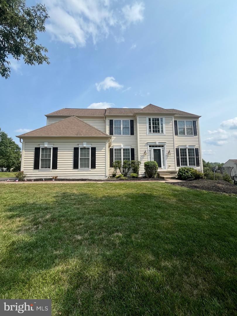 2825 Mountain Laurel Dr — photo