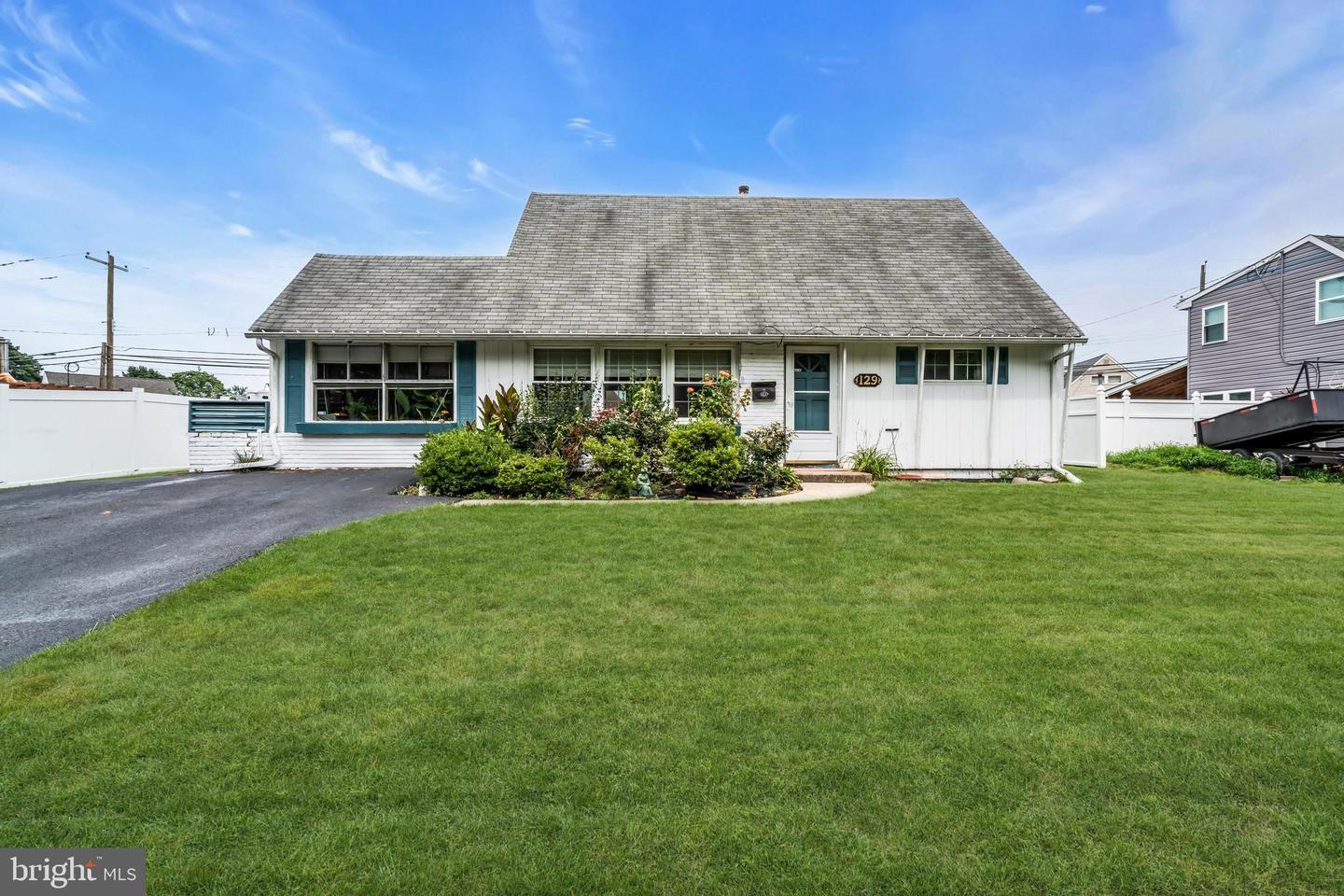 129 Plumbridge Dr — photo