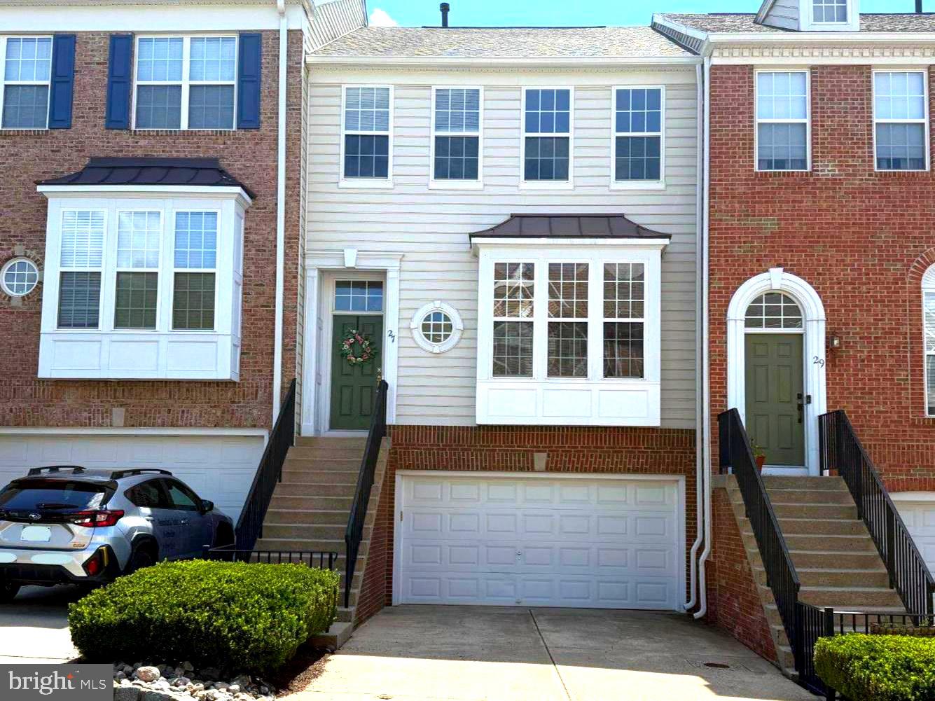 27 Addison Ct #2804 — photo