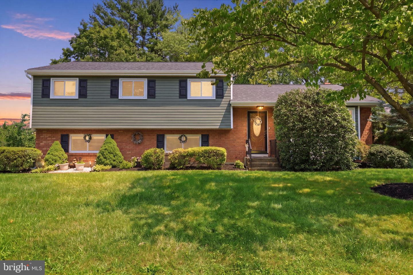 298 Hickory Road, Yardley, PA 19067