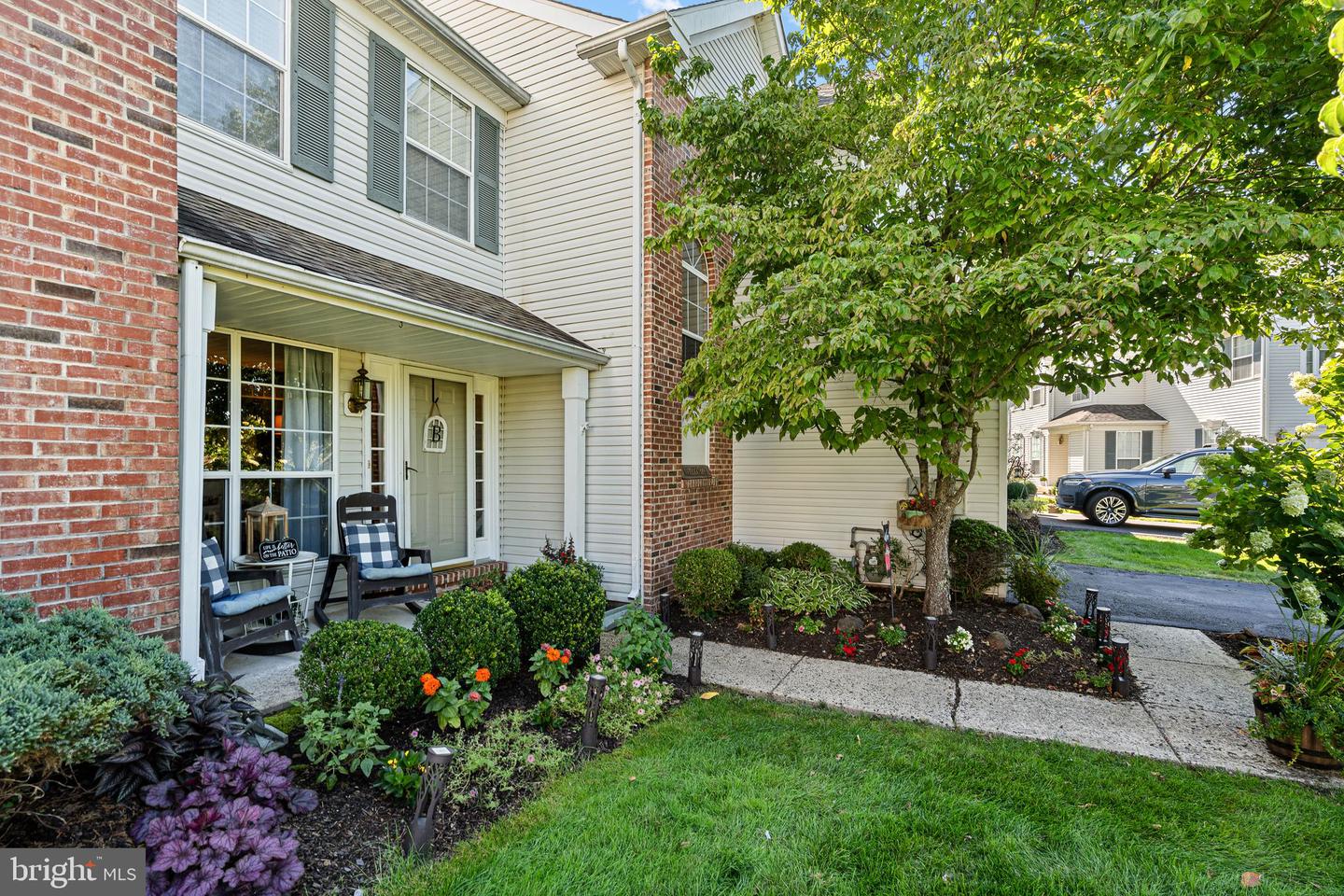 710 Stafford Ct — photo