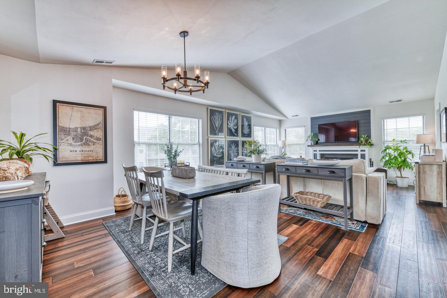 2402 Sterling Rd #64 — photo