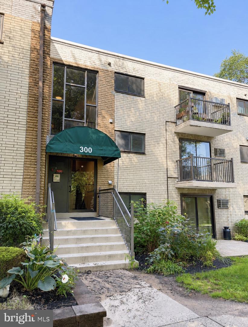 1575 W Street Rd #327 — photo