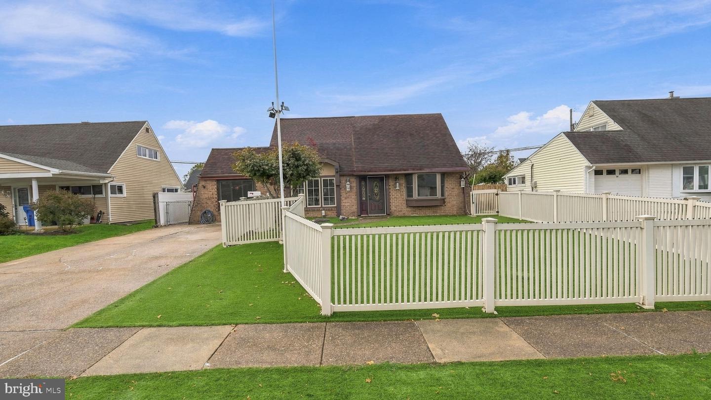 17 Jolly Ln — photo