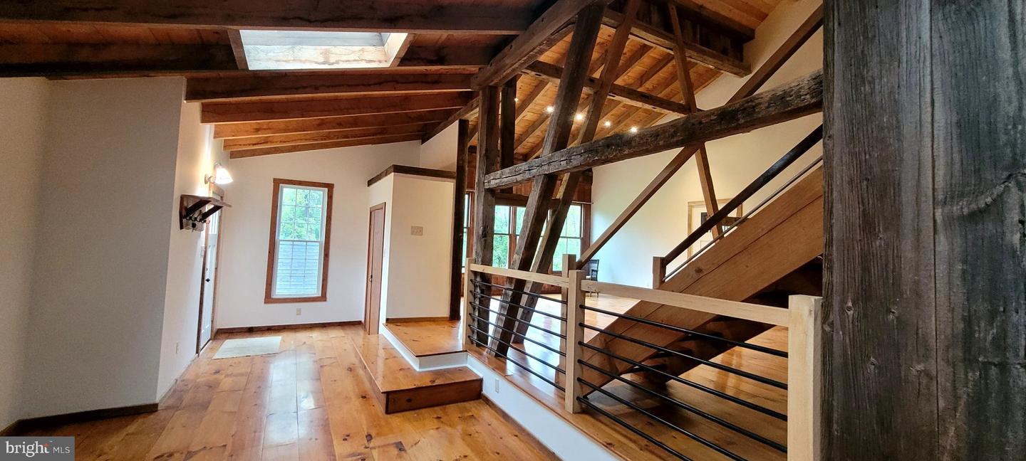 4989 Valley Park Rd #Barn Apartment — photo