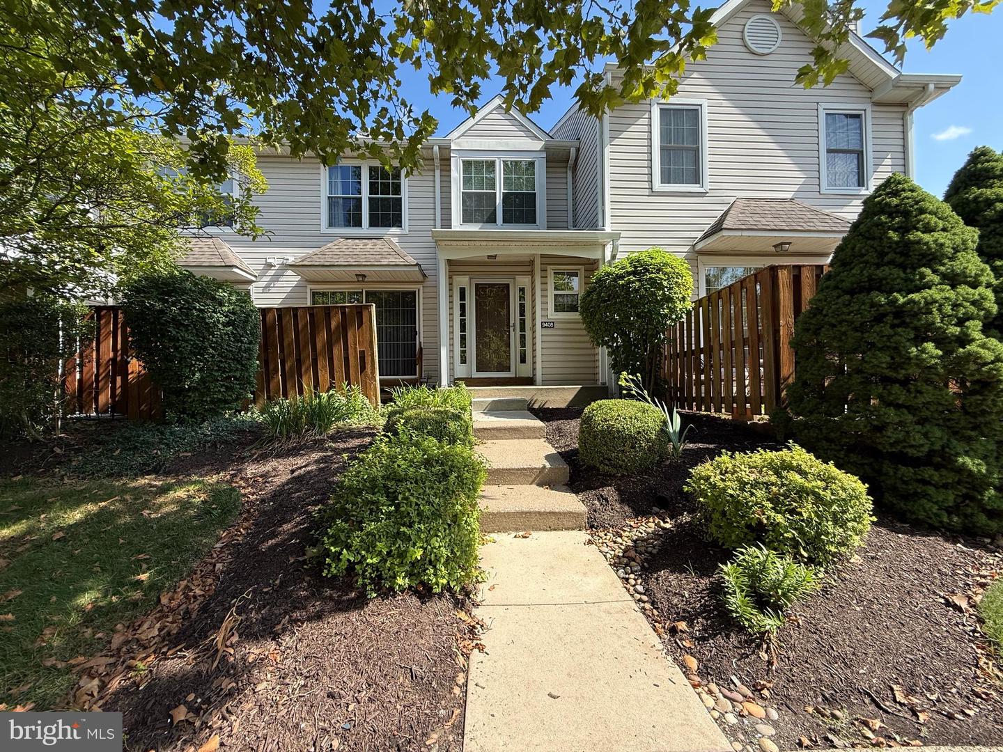 9408 Sheffield Dr — photo