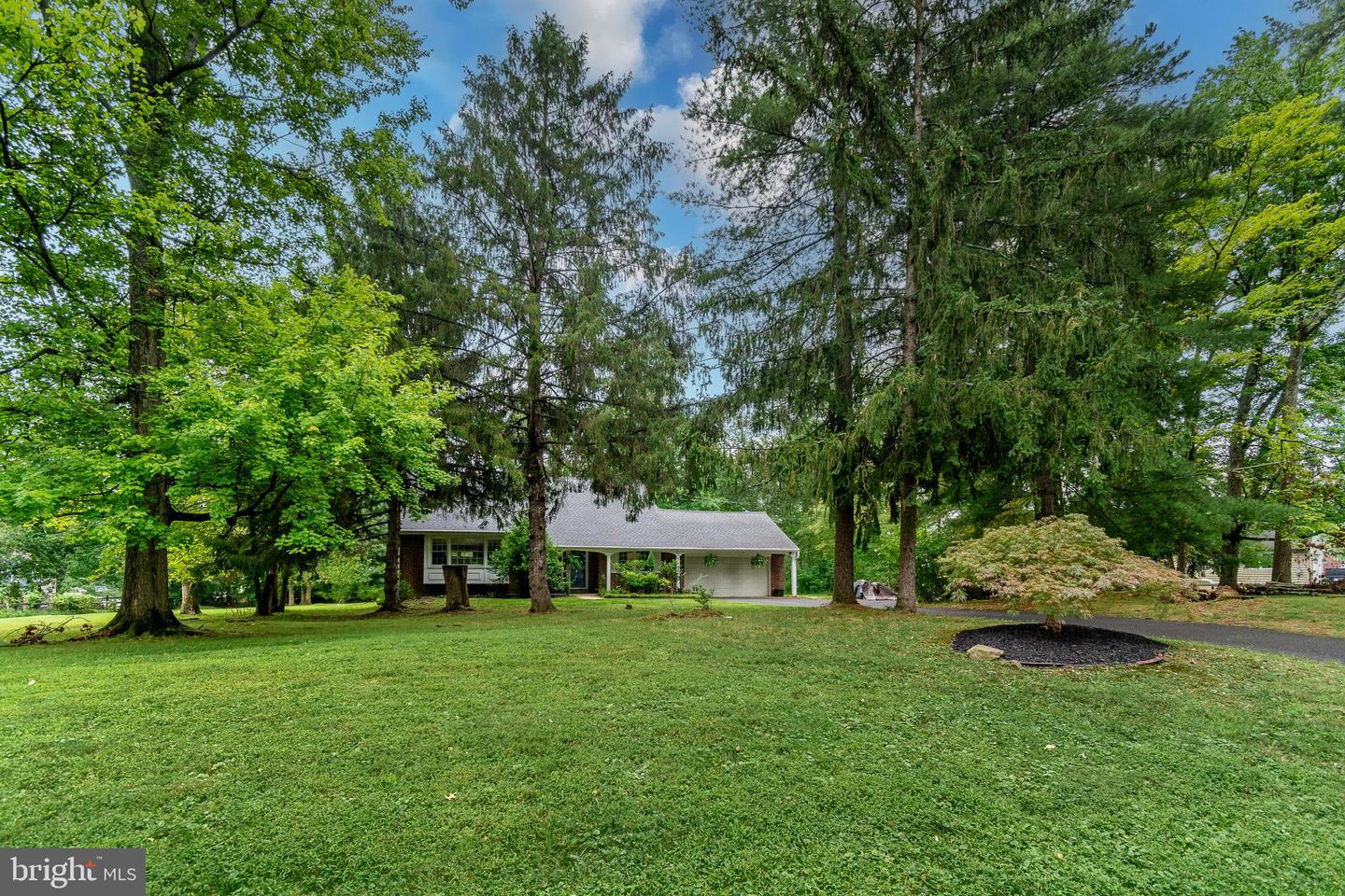 3659 Greenwood Ter — photo
