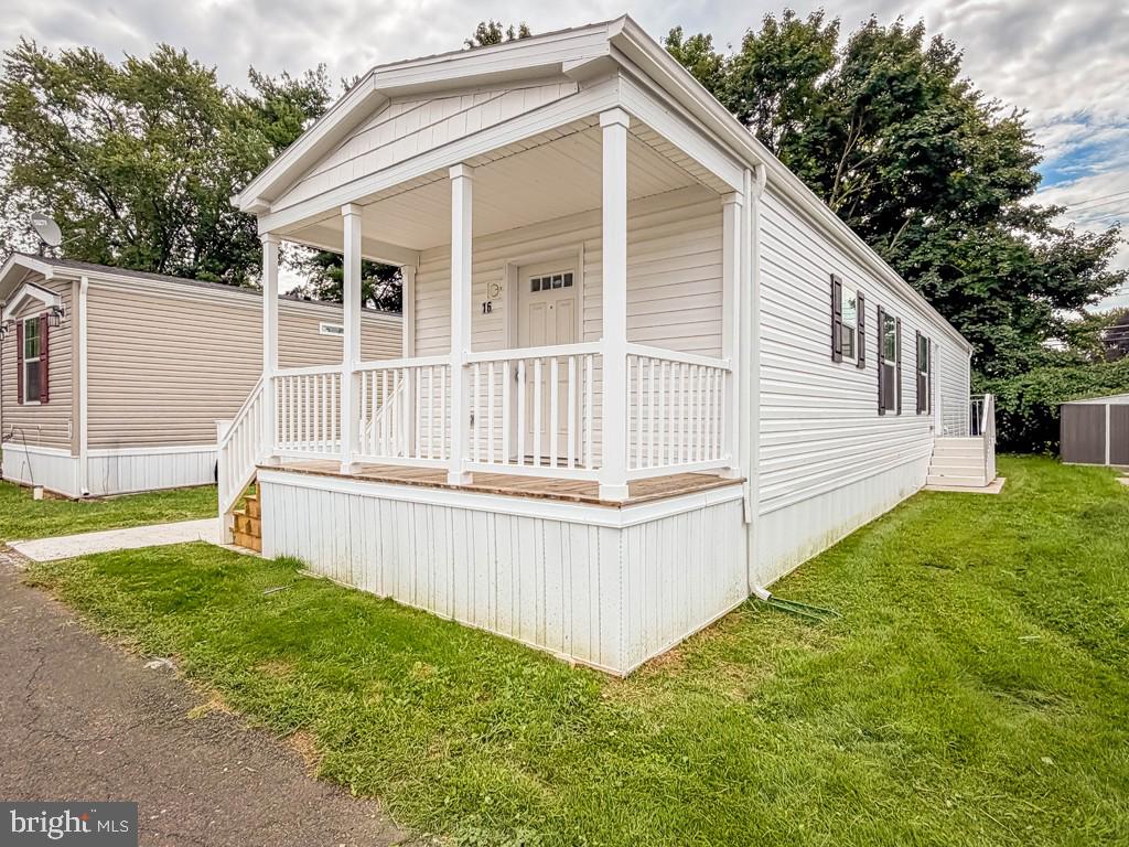 16 Kennedy Dr — photo