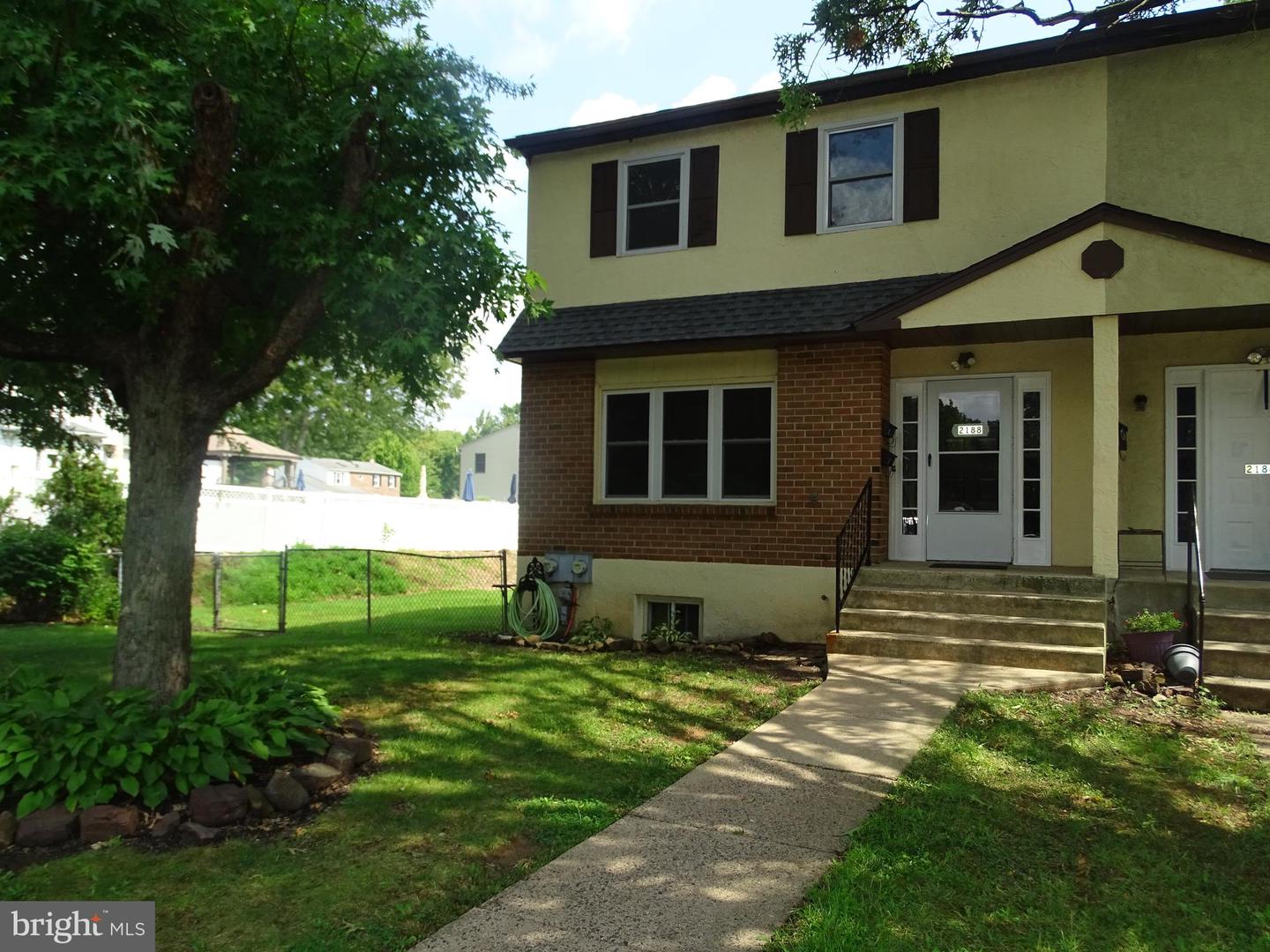 2188 Lisa Dr #a — photo