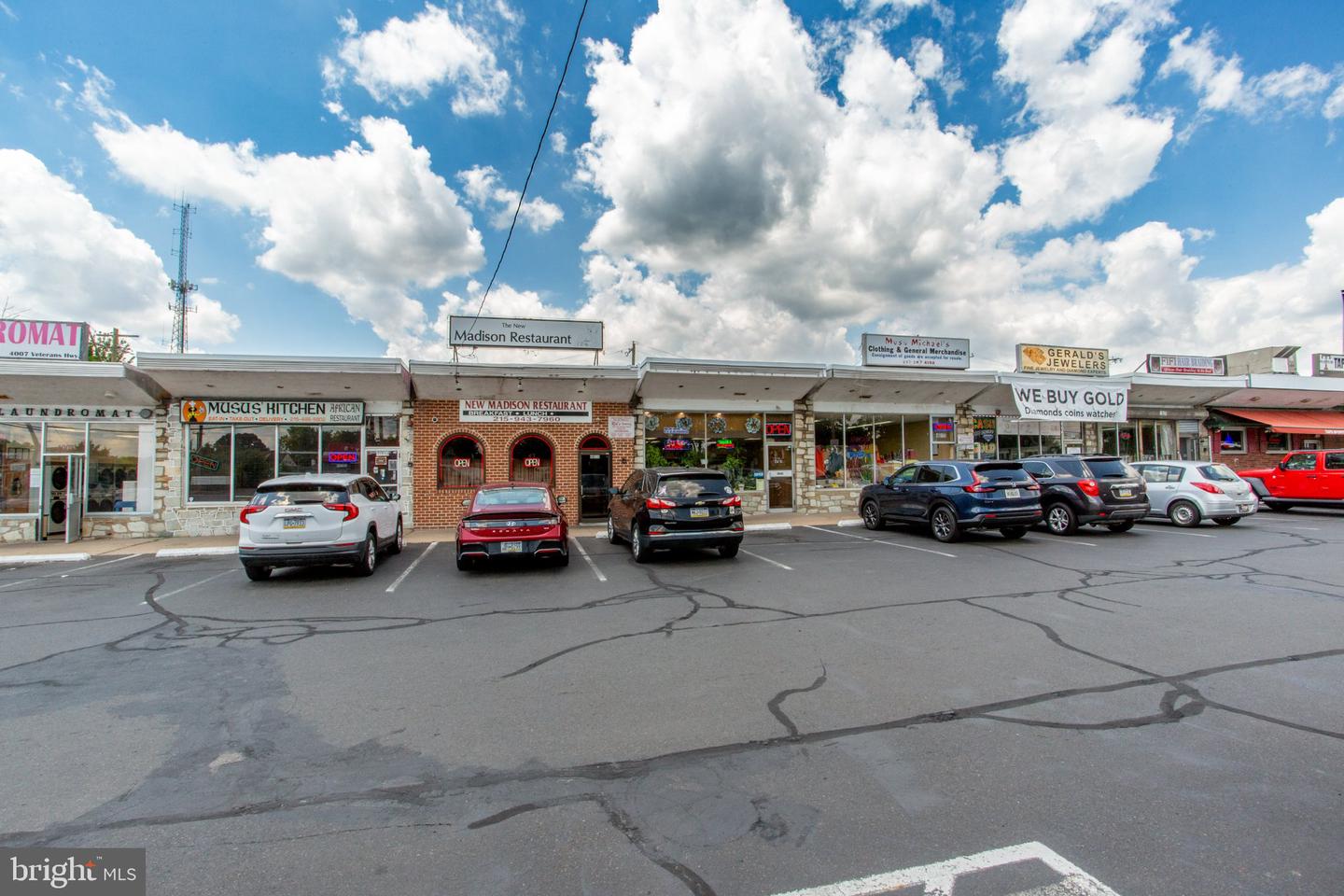 4015 Veterans Hwy — photo