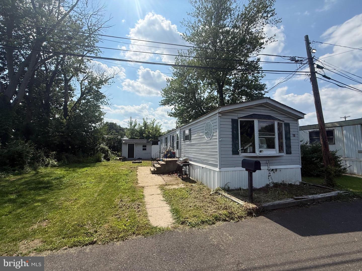 73 Harrison Dr — photo