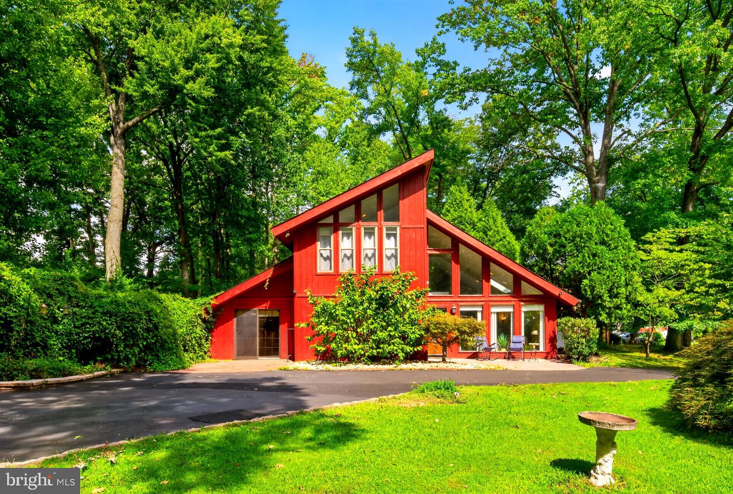1016 Clemens Ct — photo